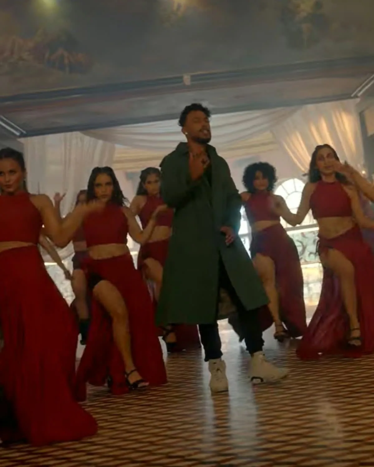 Music video "Door Aa Gaye" featuring Vishal Mishra and Dino James